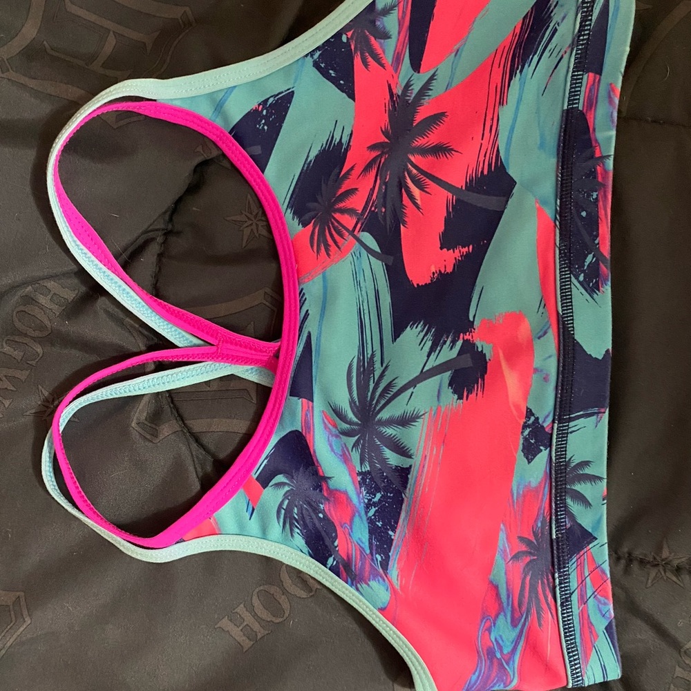 Born primitive sports bra